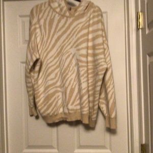 Chico’s sweater Hoodie size XXL